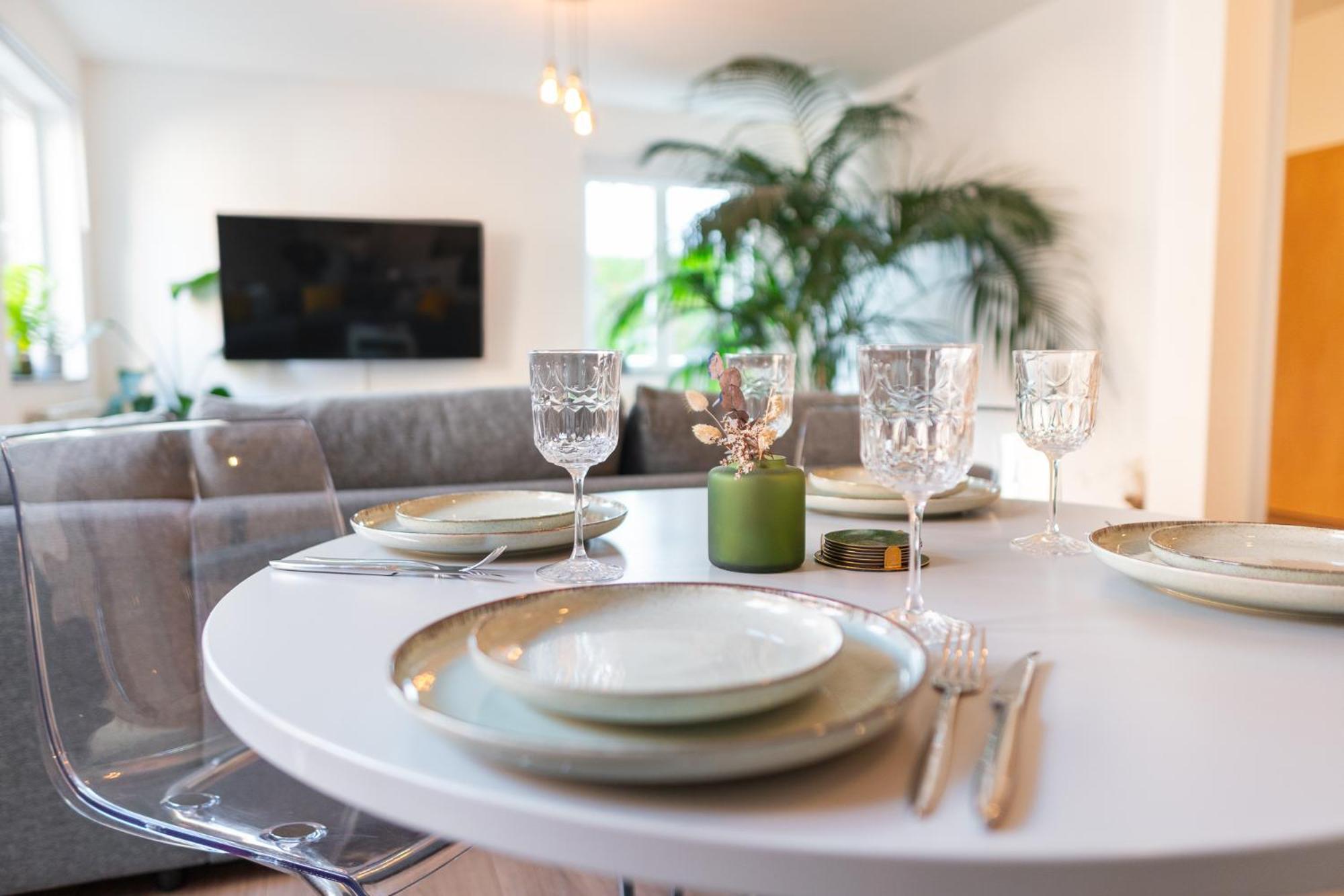 Luxurioeses Apartment, 10Min Innenstadt, Parkplatz Ерфурт Екстер'єр фото