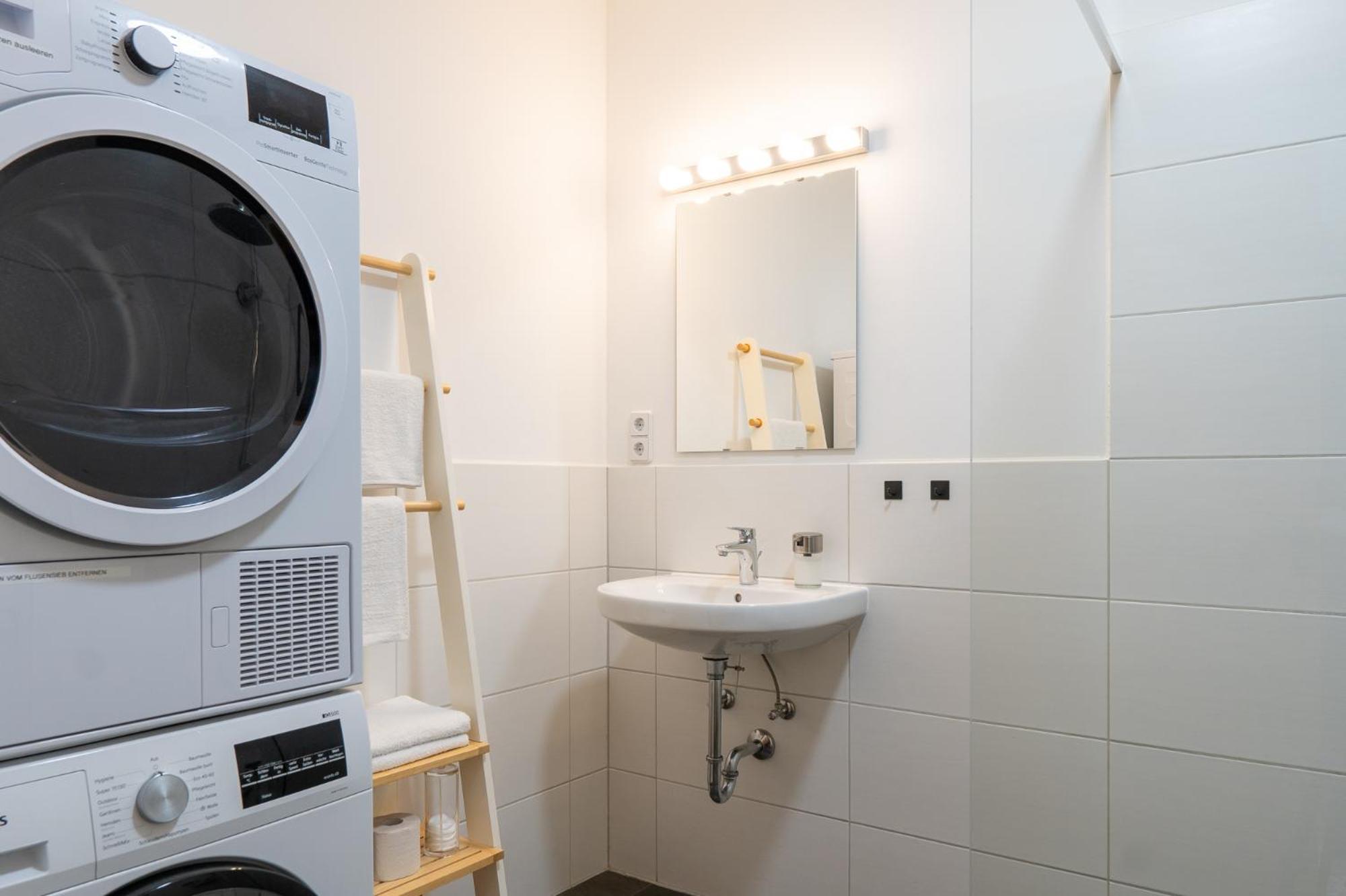 Luxurioeses Apartment, 10Min Innenstadt, Parkplatz Ерфурт Екстер'єр фото